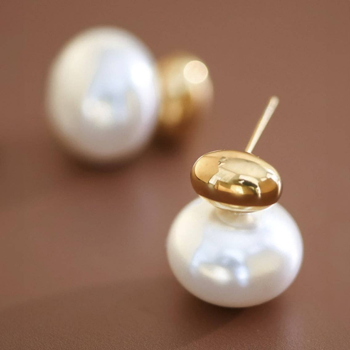18K Gold Plated Stainless Steel Pearl Earrings.