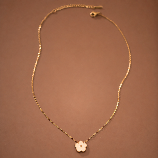 18K Gold Plated Stainless Steel waterproof Flower Pendant Necklace