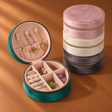 Jewelry case